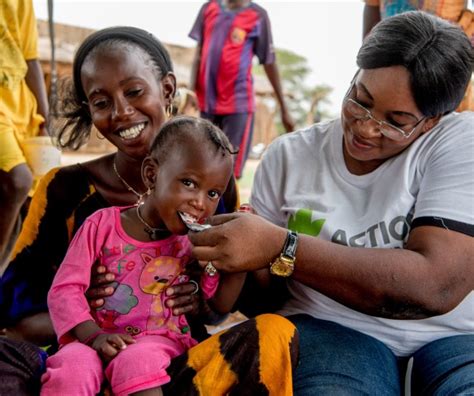 17 GREAT CHARITIES THAT HELP FIGHT WORLD HUNGER.